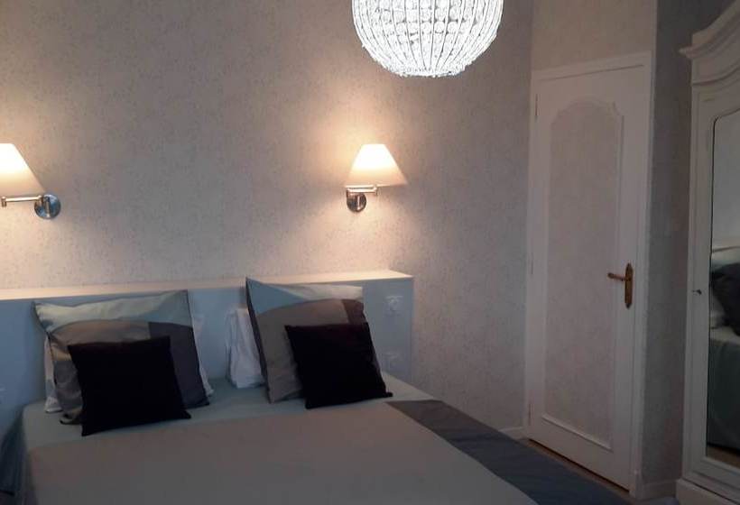 بنسيون Domaine De La Petite Salamandre