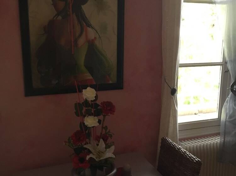 بنسيون Domaine Du Griffon