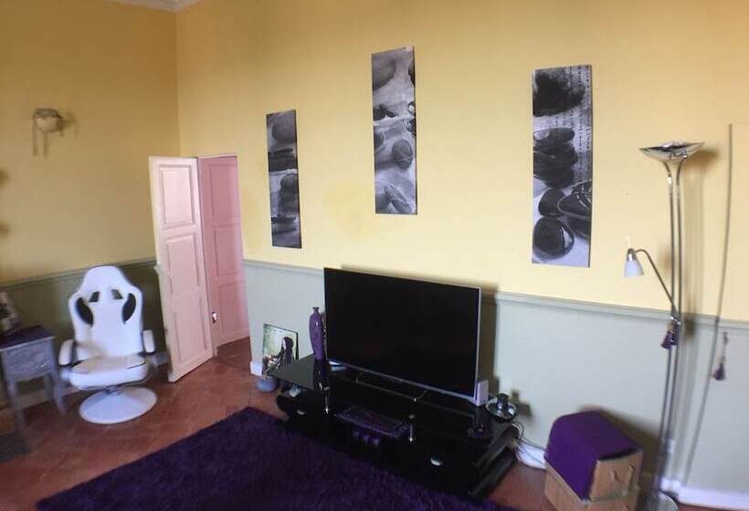 بنسيون Domaine Du Griffon