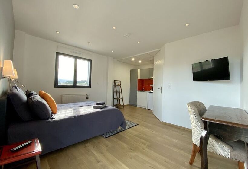 Пансион Ecole De Pilotage Ulm Lozere