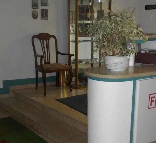 פנסיון Gasthaus Neupert