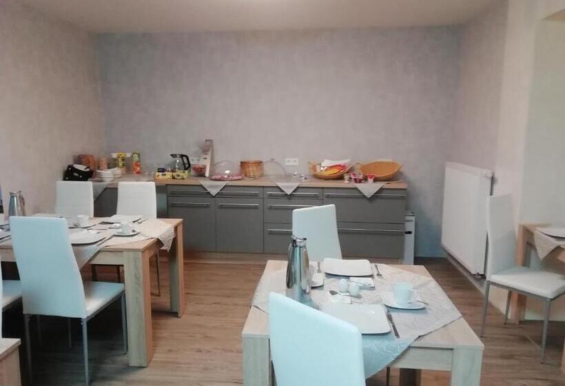 펜션 Gästehaus Café Frank