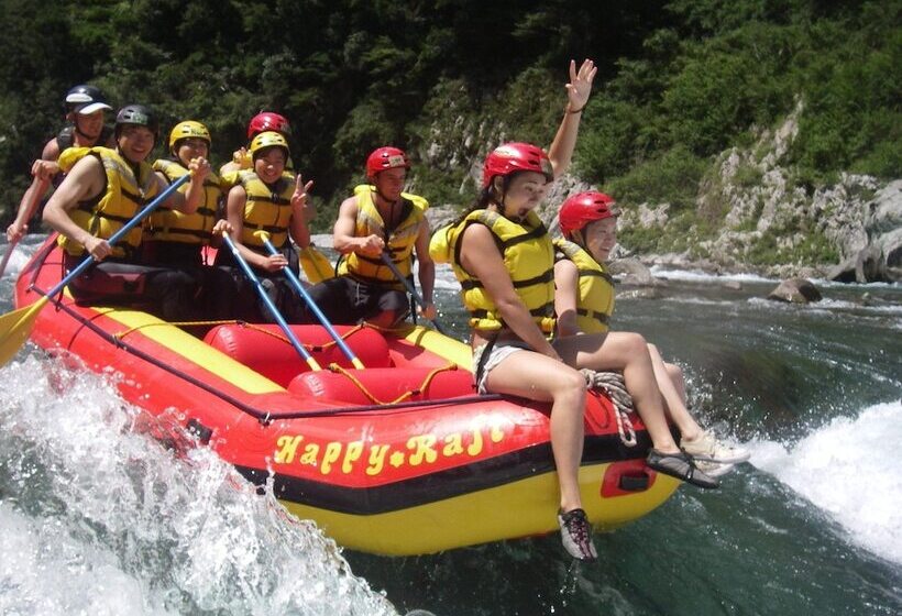 פנסיון Happy Guest House