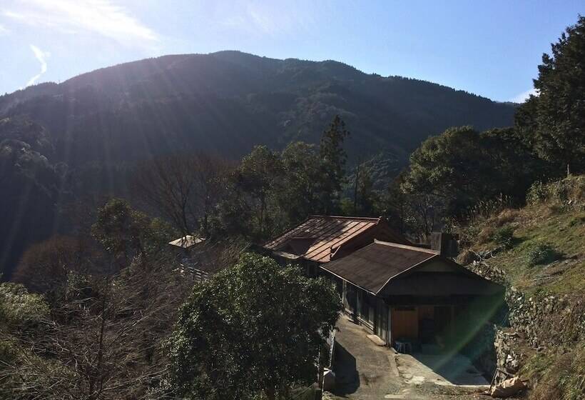 פנסיון Happy Guest House