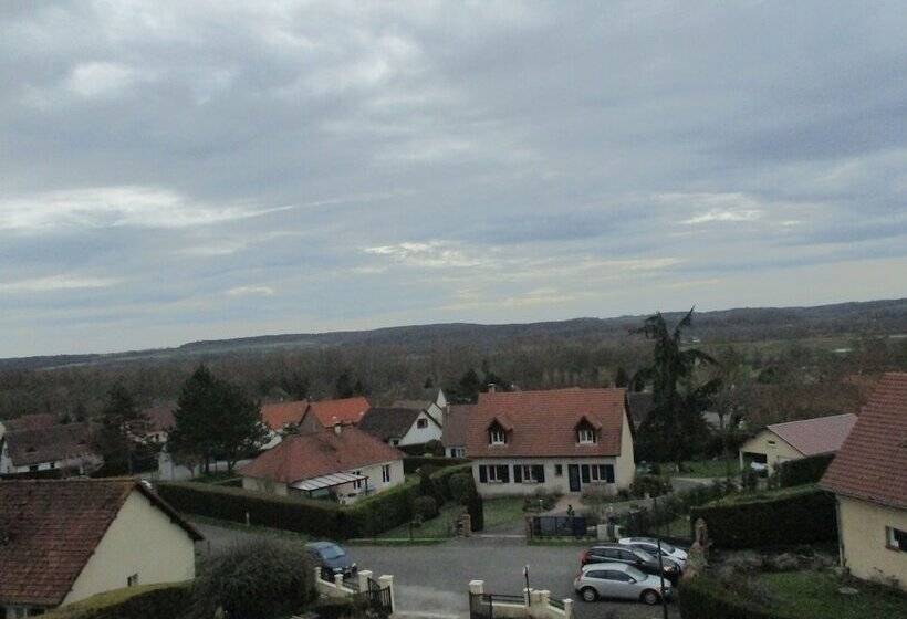 بنسيون La Maison Fleurie