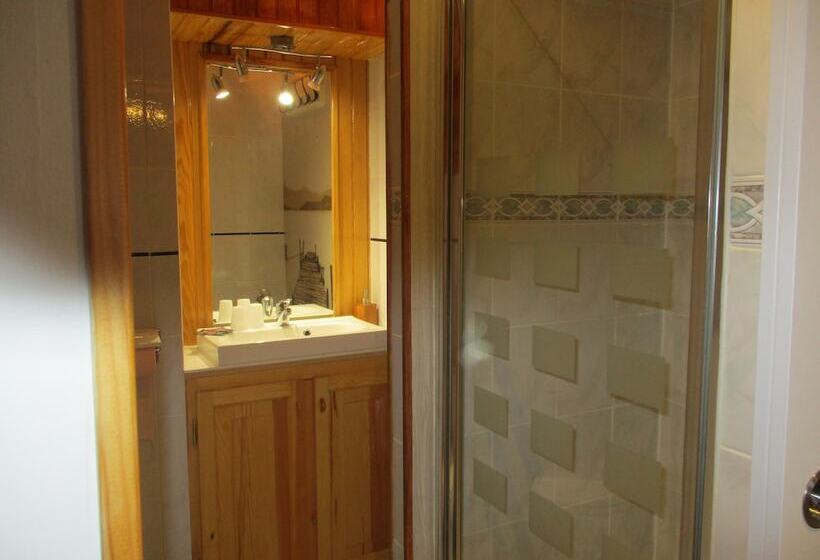 بنسيون La Maison Fleurie