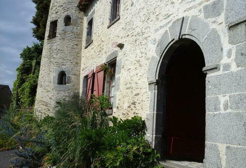 بنسيون La Tour Des Laudes