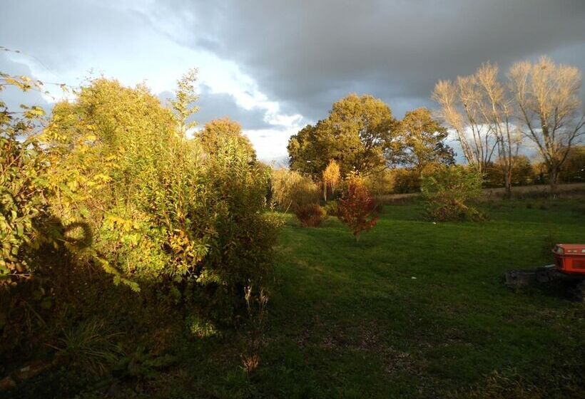 پانسیون Le Champ Bouchon