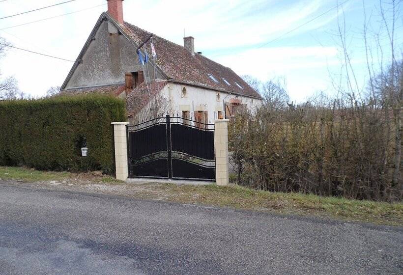 پانسیون Le Champ Bouchon