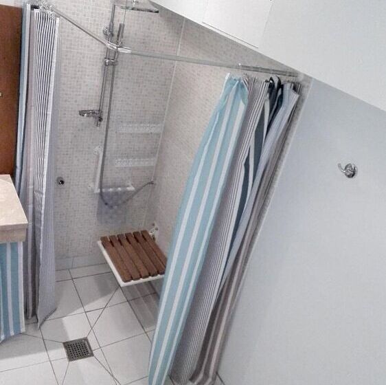 پانسیون Le Champ Bouchon