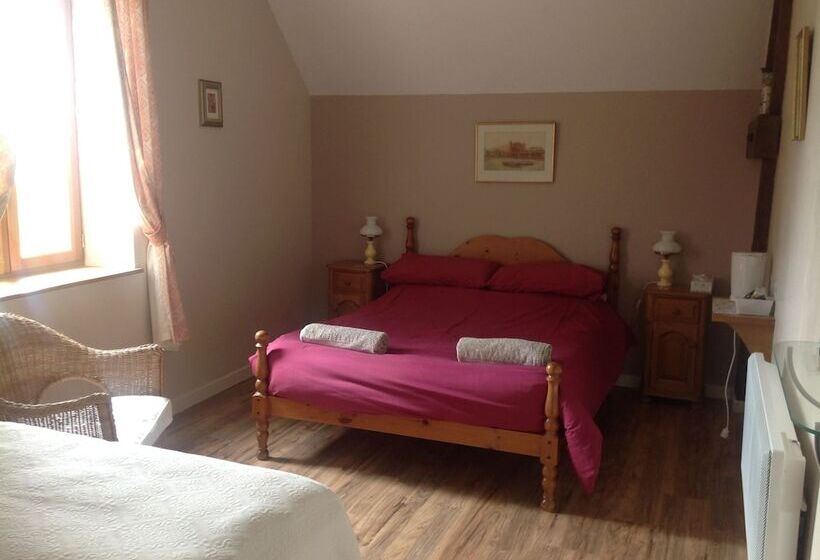 پانسیون Le Champ Bouchon