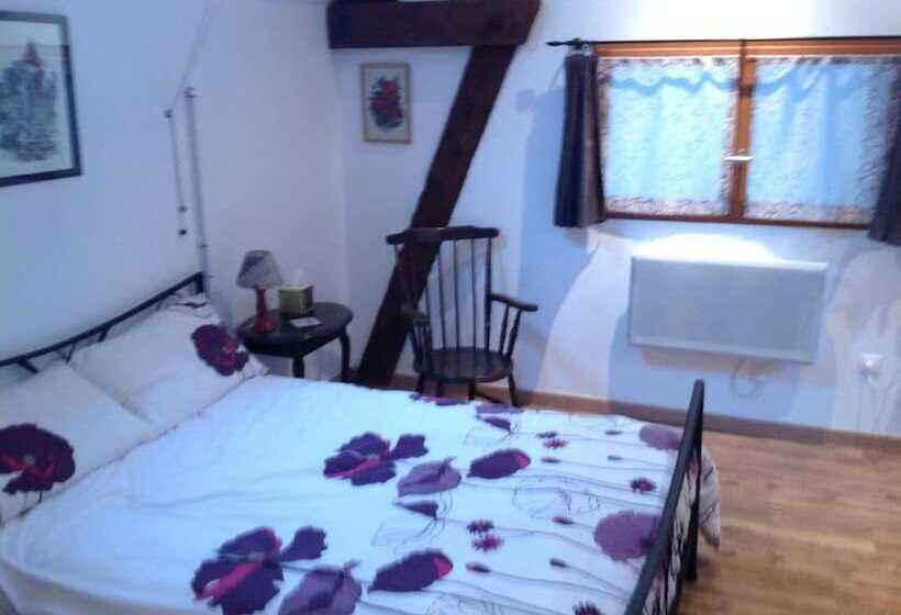 پانسیون Le Champ Bouchon