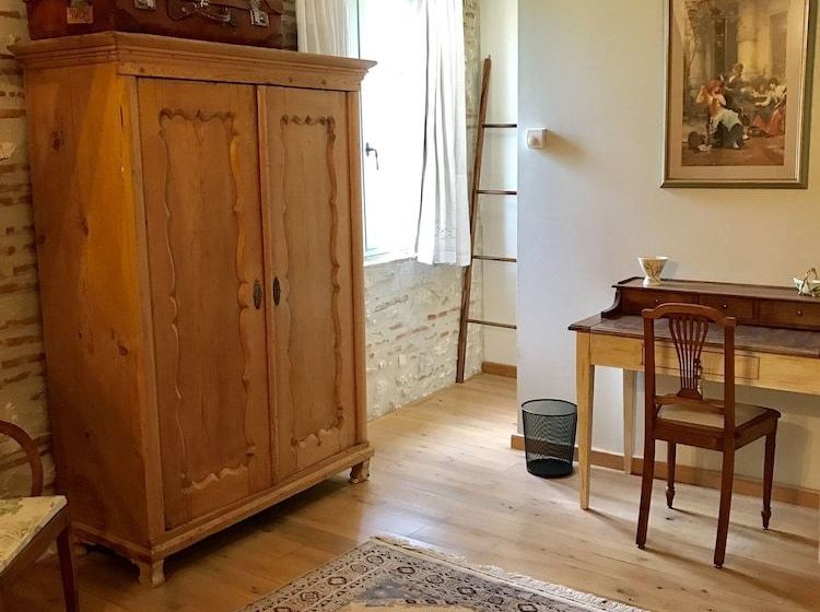 بنسيون Le Clos Du Mûrier