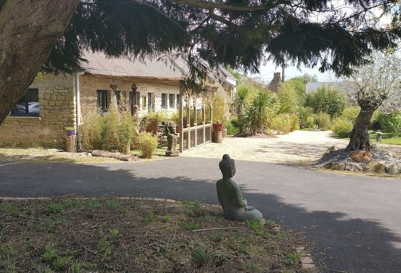 بنسيون Le Domaine De Saint Thomin