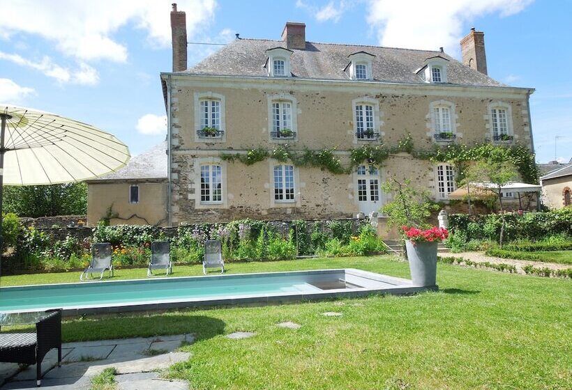 פנסיון Le Presbytère Du Vigneau