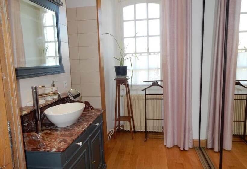 פנסיון Le Presbytère Du Vigneau