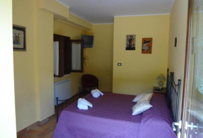 פנסיון Le Stanze Di Bacco