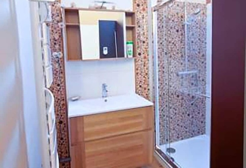 פנסיון Les Temps Perdus