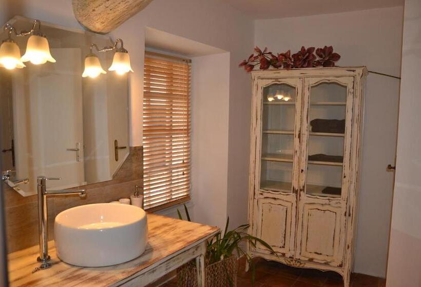 פנסיון Maison Saint Louis Avec Jacuzzi