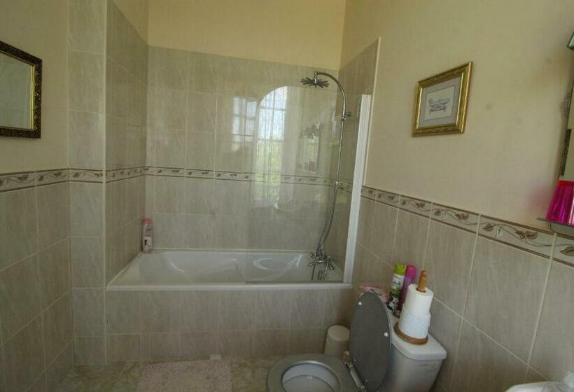 פנסיון Manoir Angle