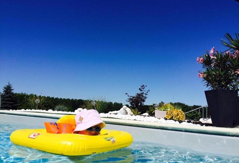 膳宿费 Ome Sweet Home