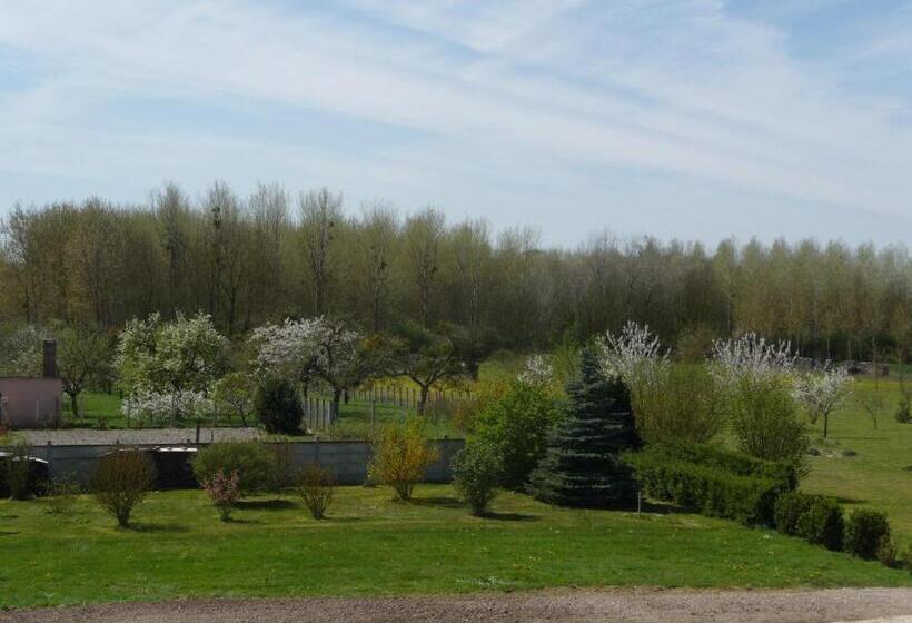 膳宿费 Ome Sweet Home