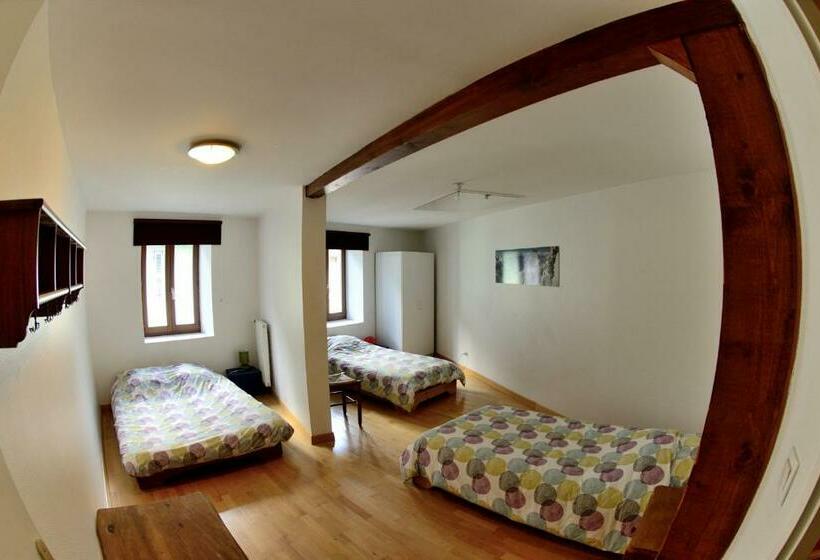 פנסיון Refuge Du Vieux Bourg