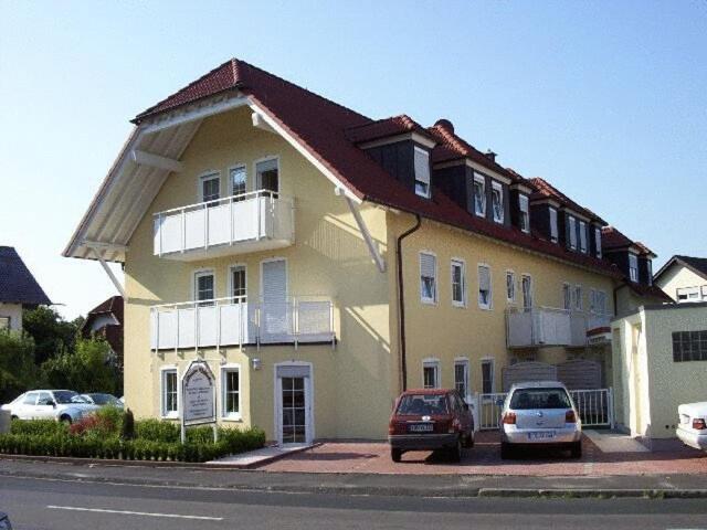 膳宿费 Waldeck Garni