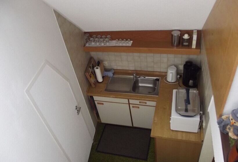 ペンション Weingut & Gastehaus Kaufmannschneider