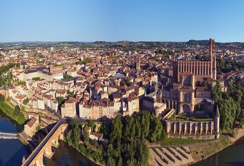 Quaint Cottage In Teillet With Valley View
