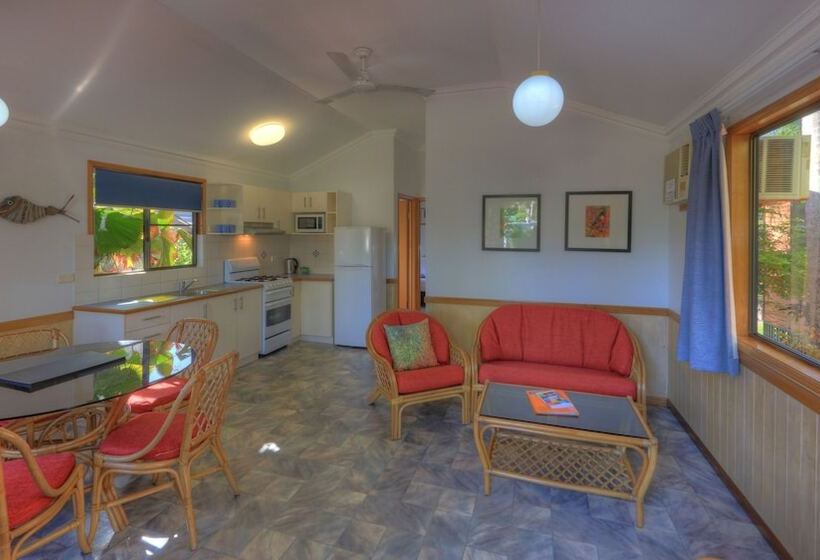 Курорт Big4 Tasman Holiday Parks  South Mission Beach