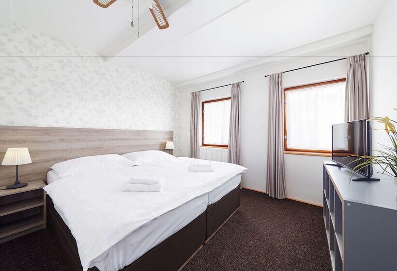 Ski Hotel Svoboda Nad Upou