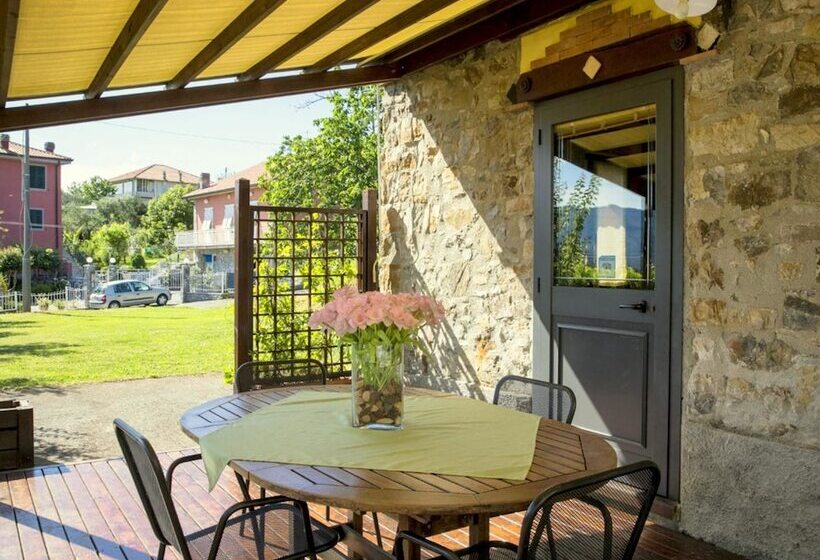 Snug Cottage In Loc. Montebello   Bolano With Pool