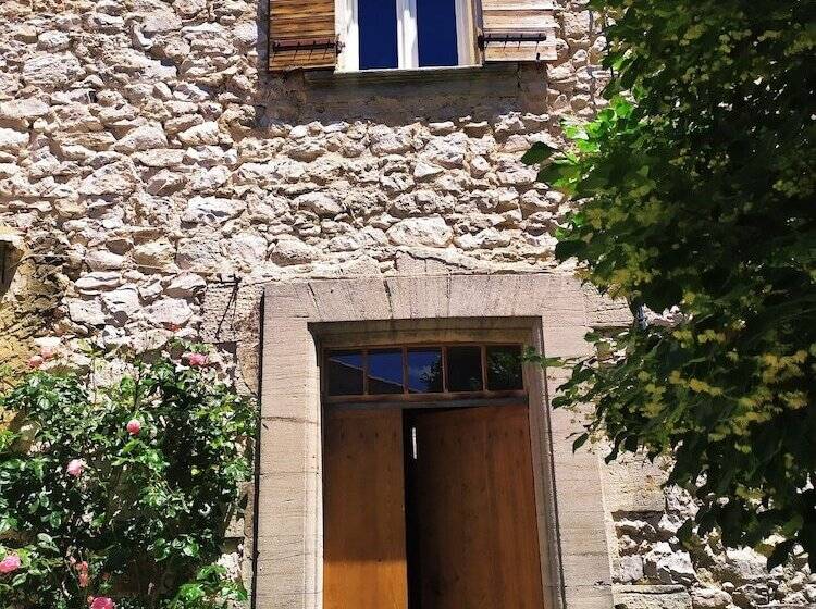 مبيت وإفطار Chambre D Hôtes Face Au Lavoir