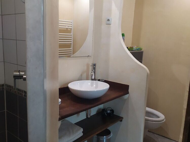 ベッドアンドブレックファースト Chambre D Hôtes Face Au Lavoir