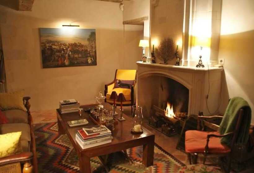 مبيت وإفطار Chambres D Hôtes Logis De La Juquaise