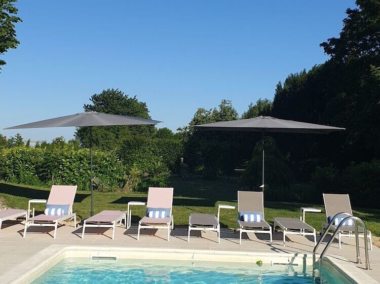 Bed and Breakfast Domaine De Bourgville