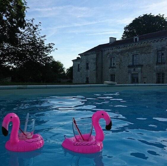 Bed and Breakfast Domaine De Bourgville