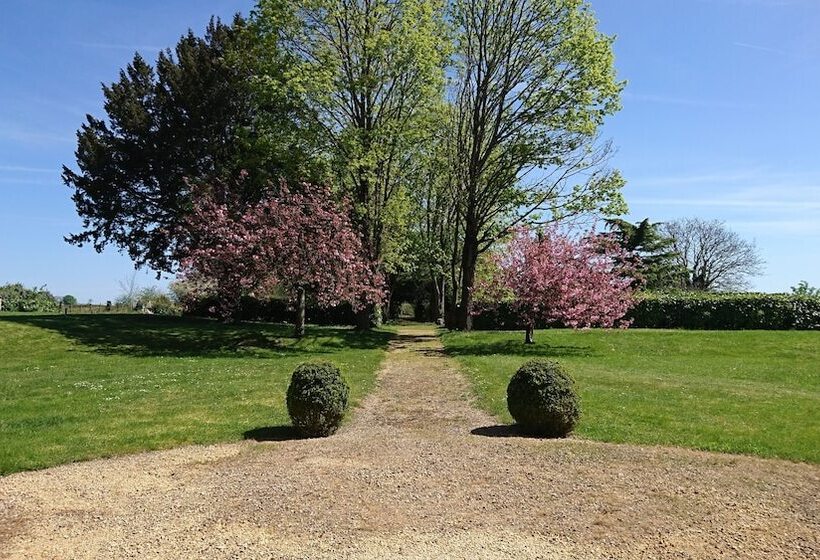 Bed and Breakfast Domaine De Bourgville