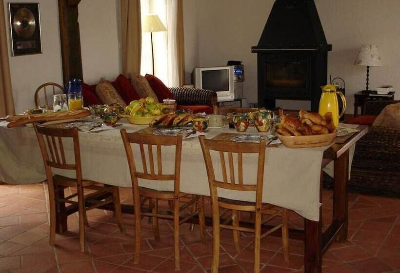 مبيت وإفطار Domaine De La Gaucherie