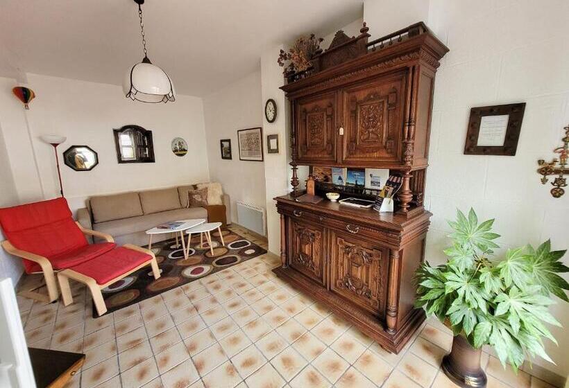 مبيت وإفطار Guest House Près Des Montgolfières