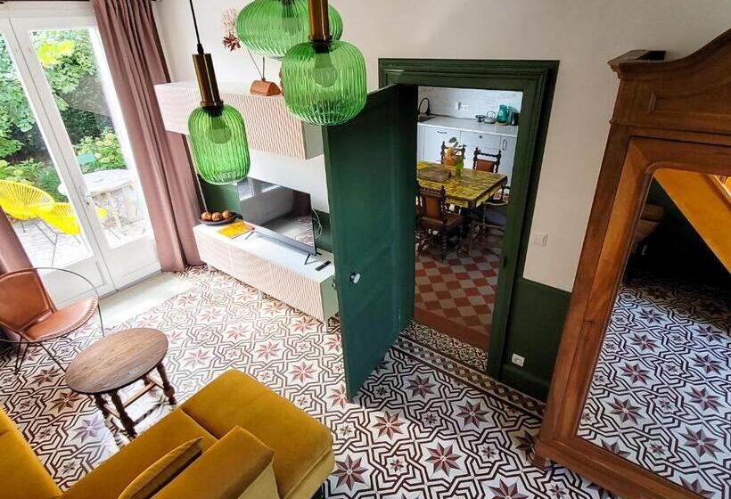 مبيت وإفطار Guest House Près Des Montgolfières