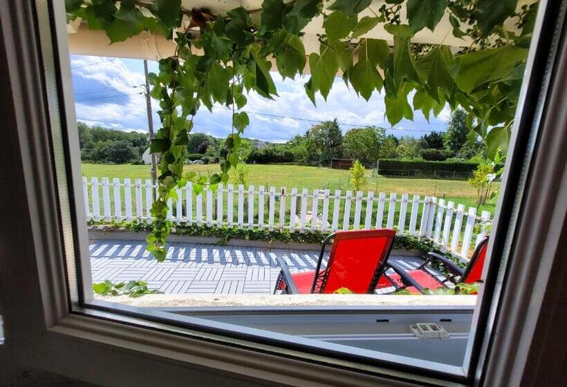 مبيت وإفطار Guest House Près Des Montgolfières