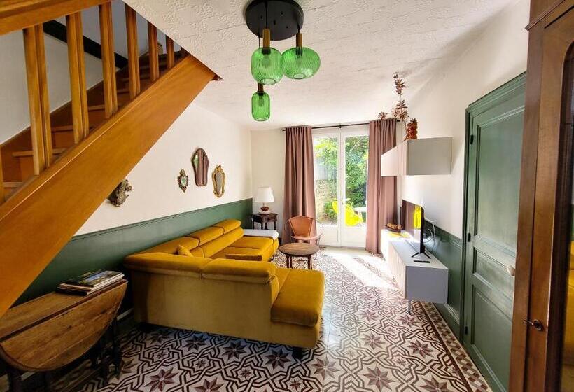 مبيت وإفطار Guest House Près Des Montgolfières