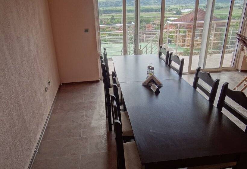 צימר Guestrooms Struma Dolinata