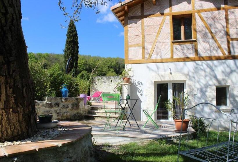Bed and Breakfast La Garde Pile De Fichou