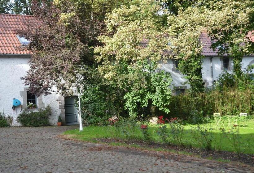 مبيت وإفطار La Gentilhommière Du Château De Ragnies