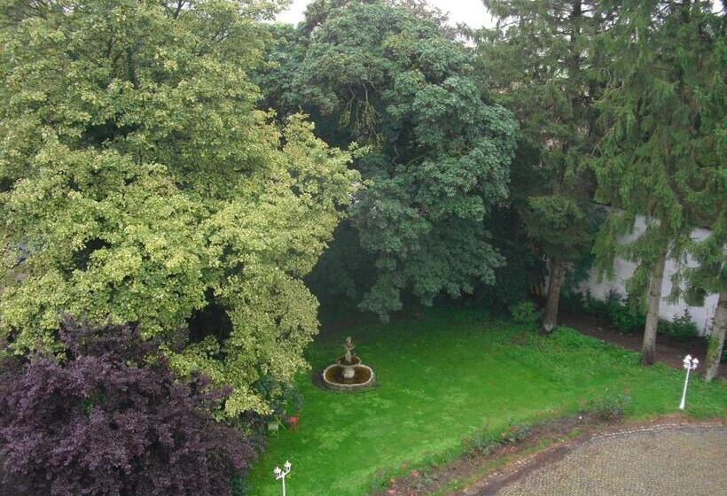 مبيت وإفطار La Gentilhommière Du Château De Ragnies