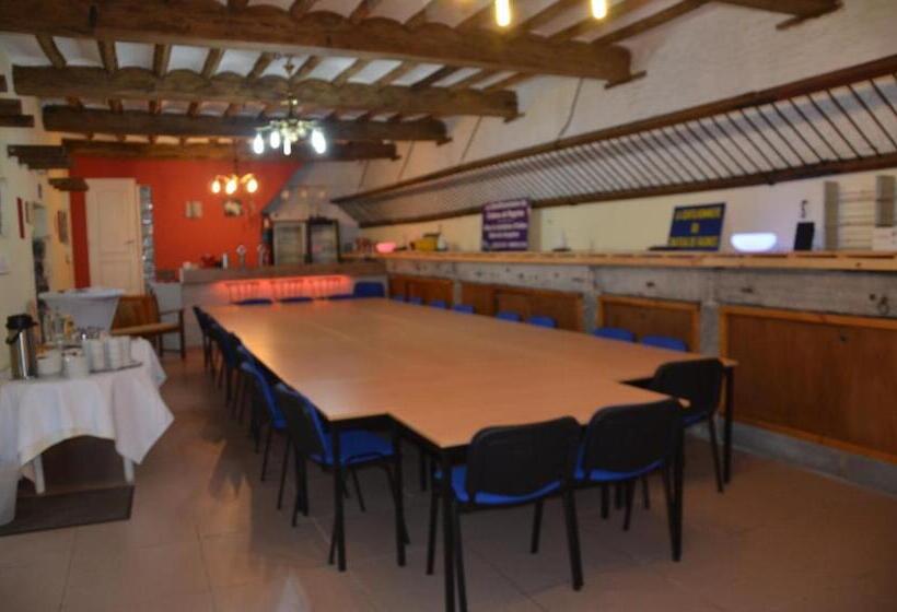 مبيت وإفطار La Gentilhommière Du Château De Ragnies