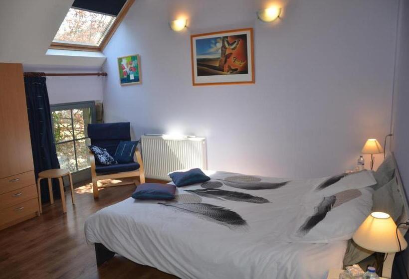 مبيت وإفطار La Gentilhommière Du Château De Ragnies